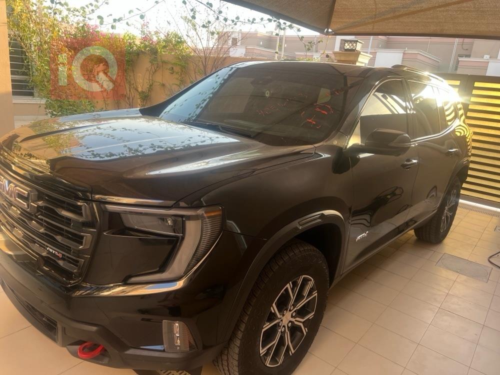 جي ام سي اكاديا